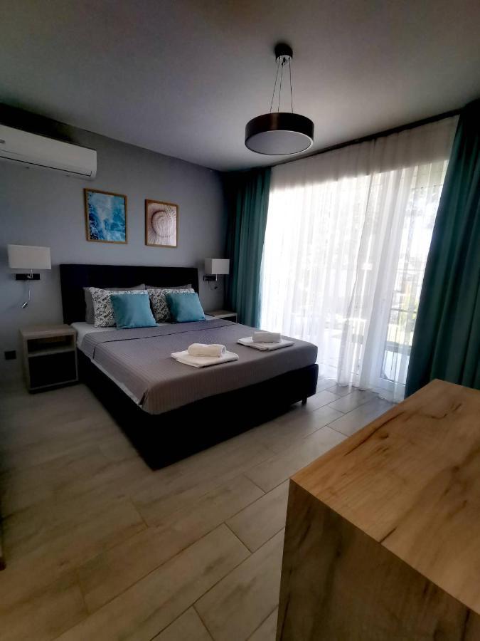 Blue Breeze Hotel Sinemoretz Bagian luar foto