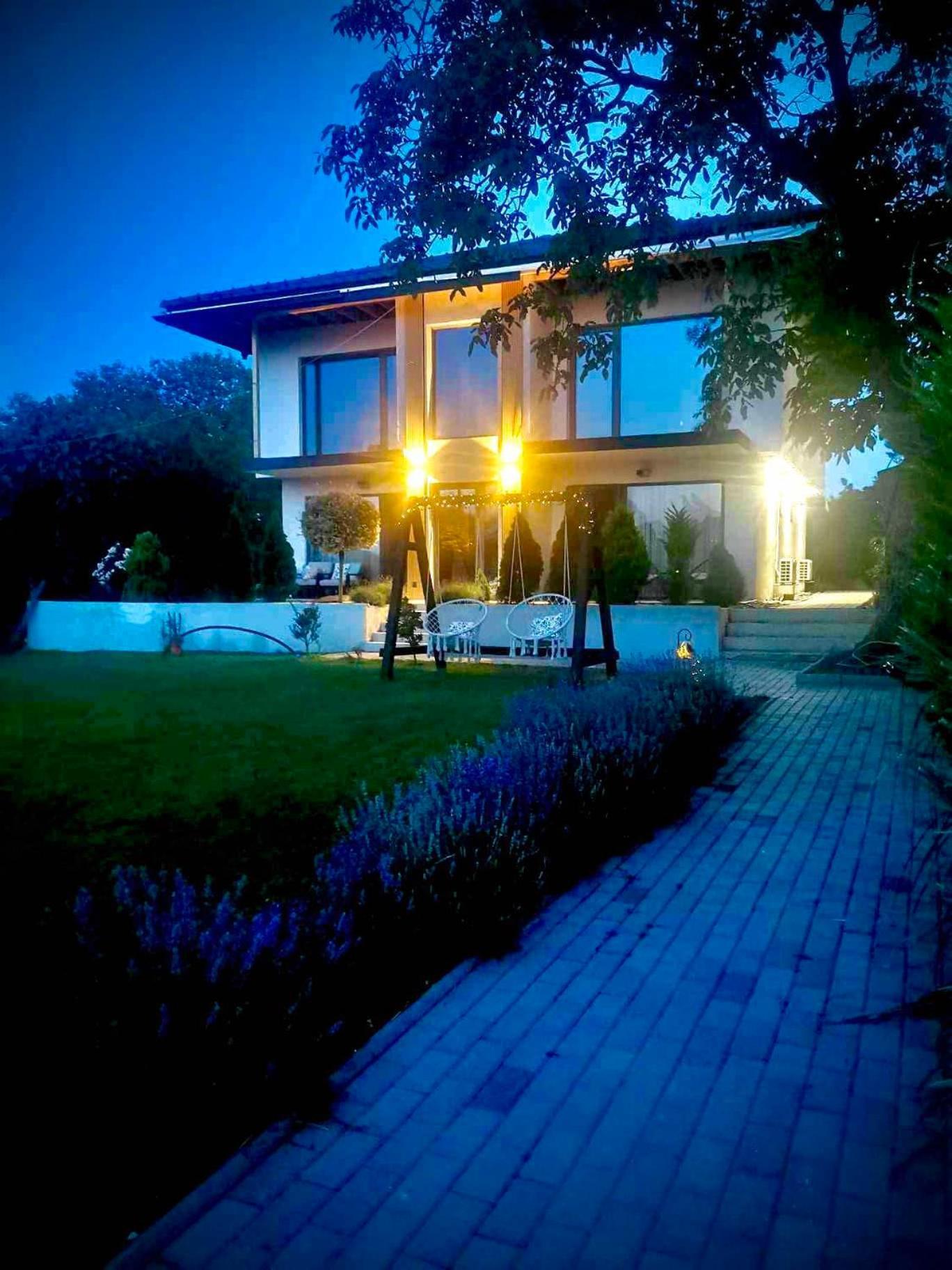 Blue Breeze Hotel Sinemoretz Bagian luar foto